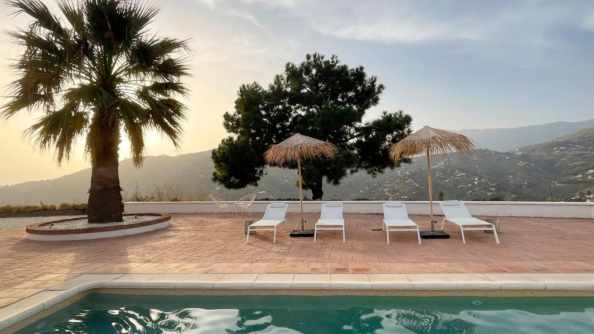 Luxury Villa - Breathtaking Views - Hot Tub - 15' To Beach Cómpeta